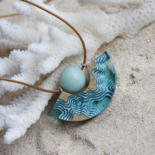 BOLD B REEF NECKLACE - AQUA