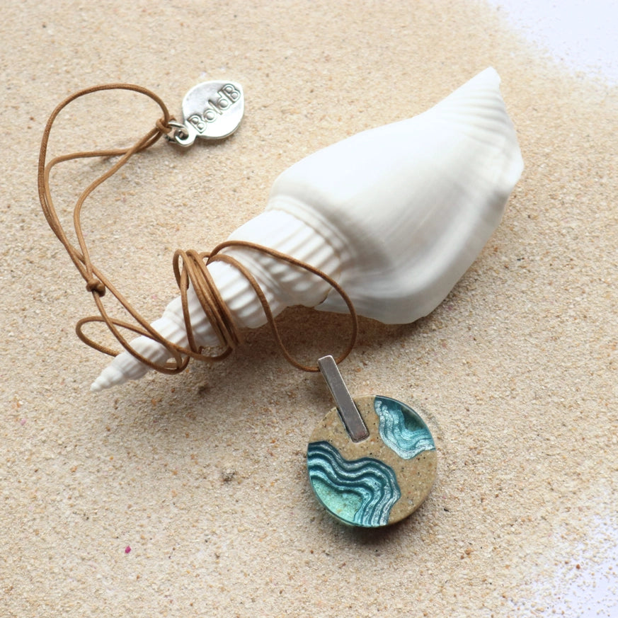 BOLD B ISTHMUS NECKLACE - AQUA