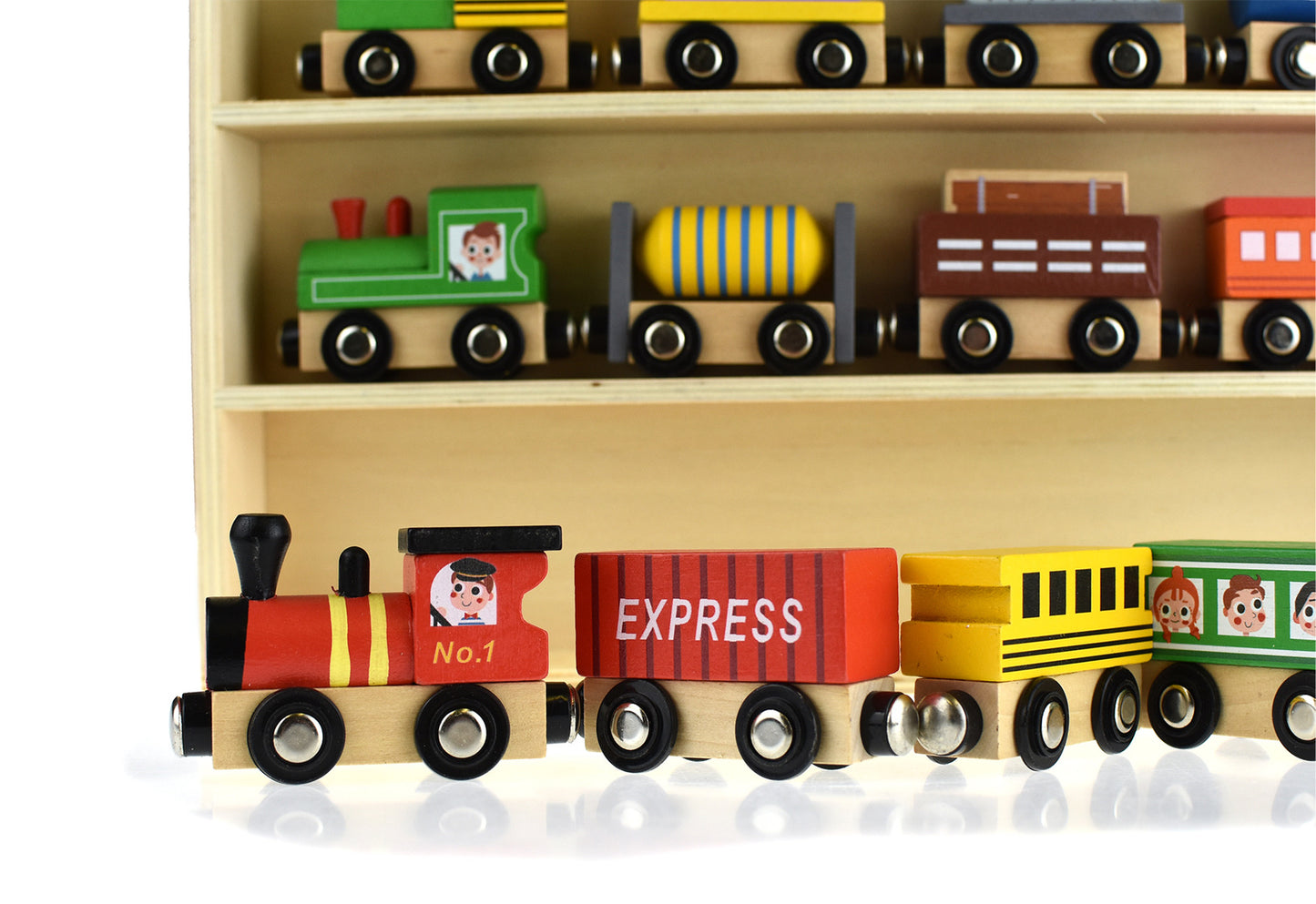 TOOKY TOY WOODEN TRAIN AND CARRIAGE SET - 13 PIECES