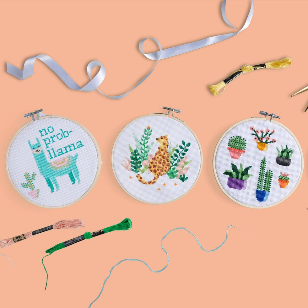 HINKLER CROSS STITCH KIT - OMC! STITCH THIS