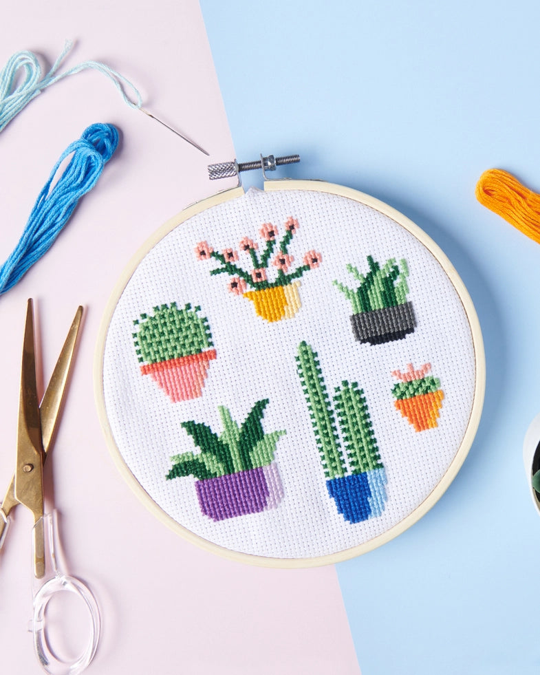 HINKLER CROSS STITCH KIT - OMC! STITCH THIS